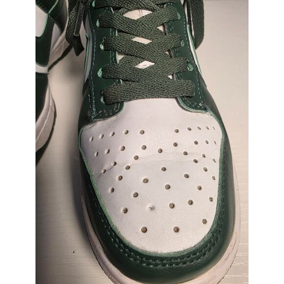 Nike Dunks Low Women’s 7 White/Green Classic Preppy Sneaker StreetWear Shoes - Picture 7 of 10
